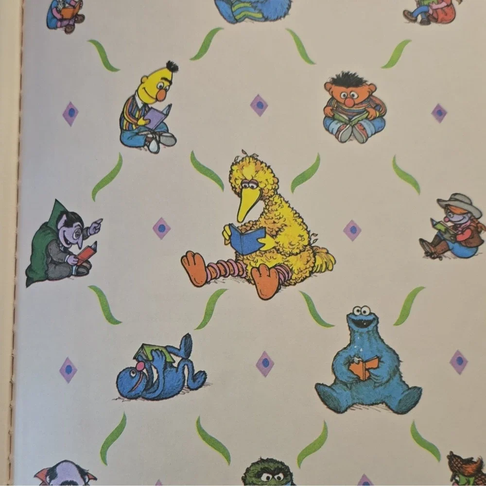 1980 Vintage‎ Book Sesame Street Grover's Book Of Cute Little Baby Animals